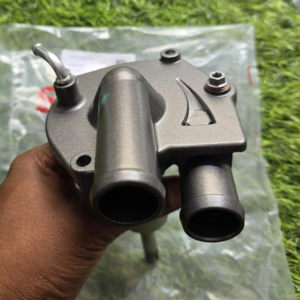 Benelli 600i water pump assembly