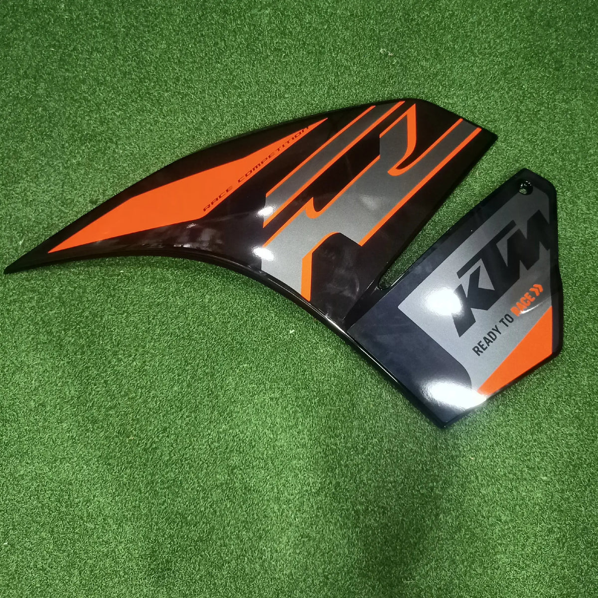 Rc 200 Outer Fairing Lh Black 52jy1985