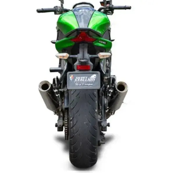 Kawasaki Z1000 full system exhaust detail